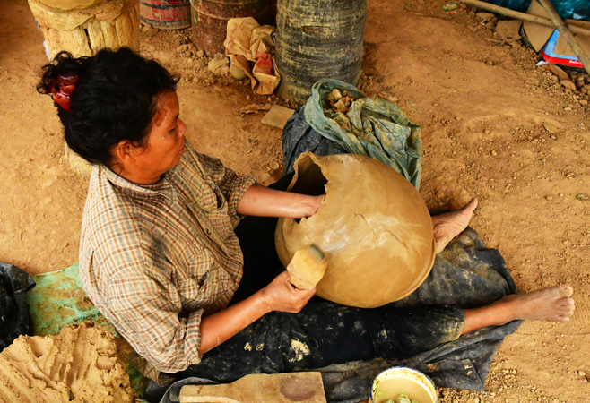 Andong Russey Pottery Village: Living Ancient Traditions