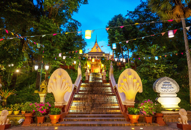 Hilltop Temples and Panoramic Viewpoints