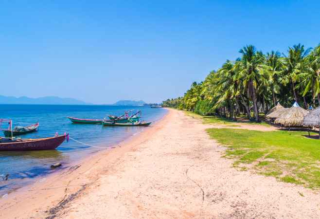 Kep Crab Market and Coastal Excursions