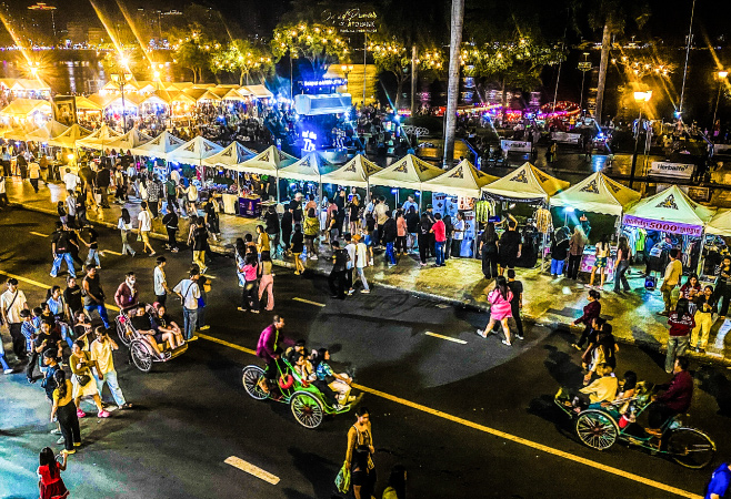 Vibrant Night Markets: Street Food and Shopping Adventures